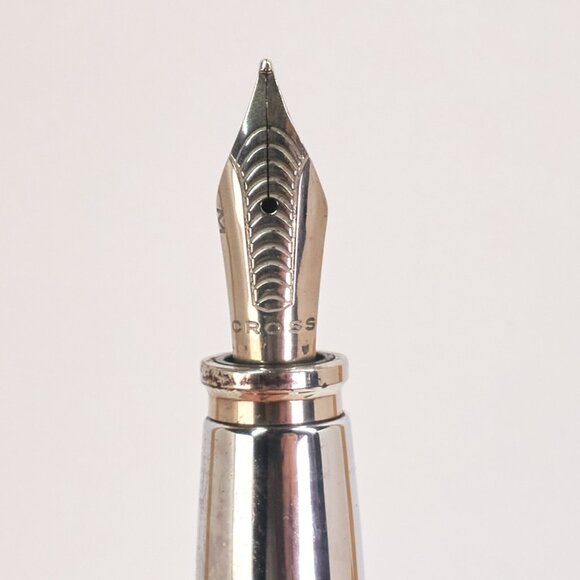 Cross Blue Lacquer Fountain Pen / Made in USA / Smooth Writer - Picture 6 of 10